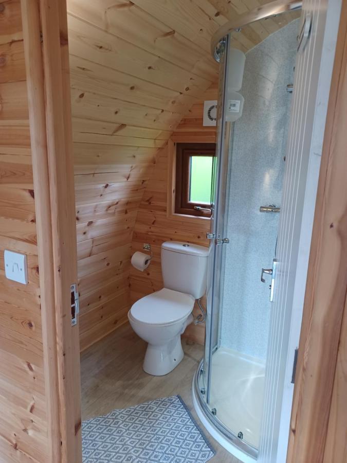 Nesswood Luxury Glamping Деревянный коттедж